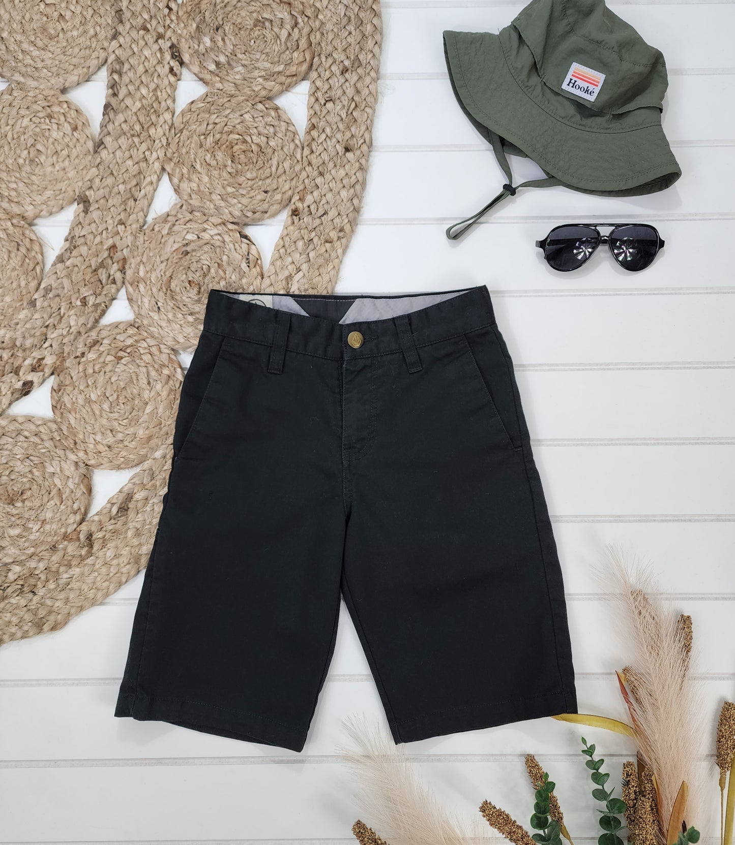 Short Volcom, 8 ans