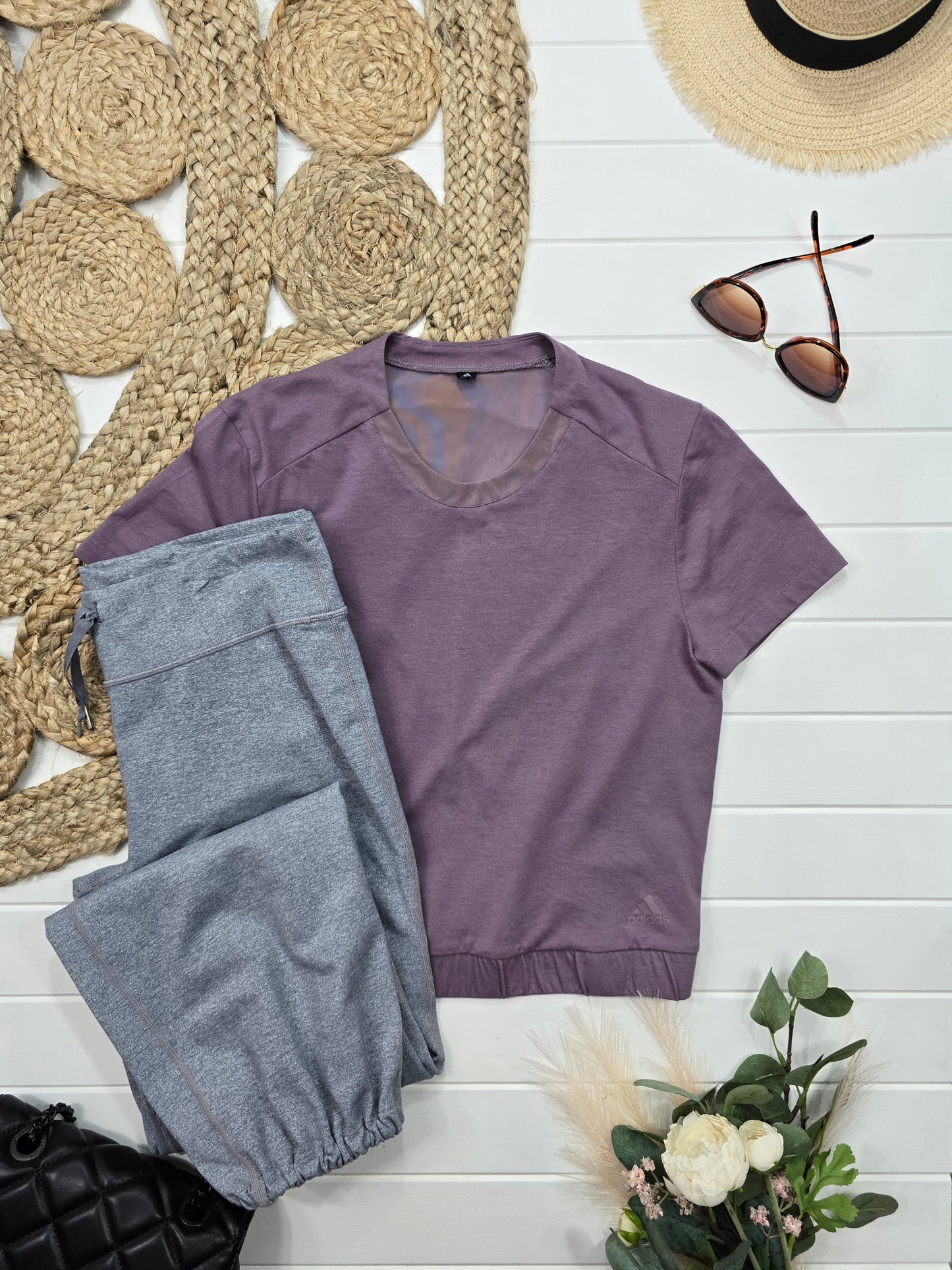 Ensemble Adidas et Lululemon, Médium - 10