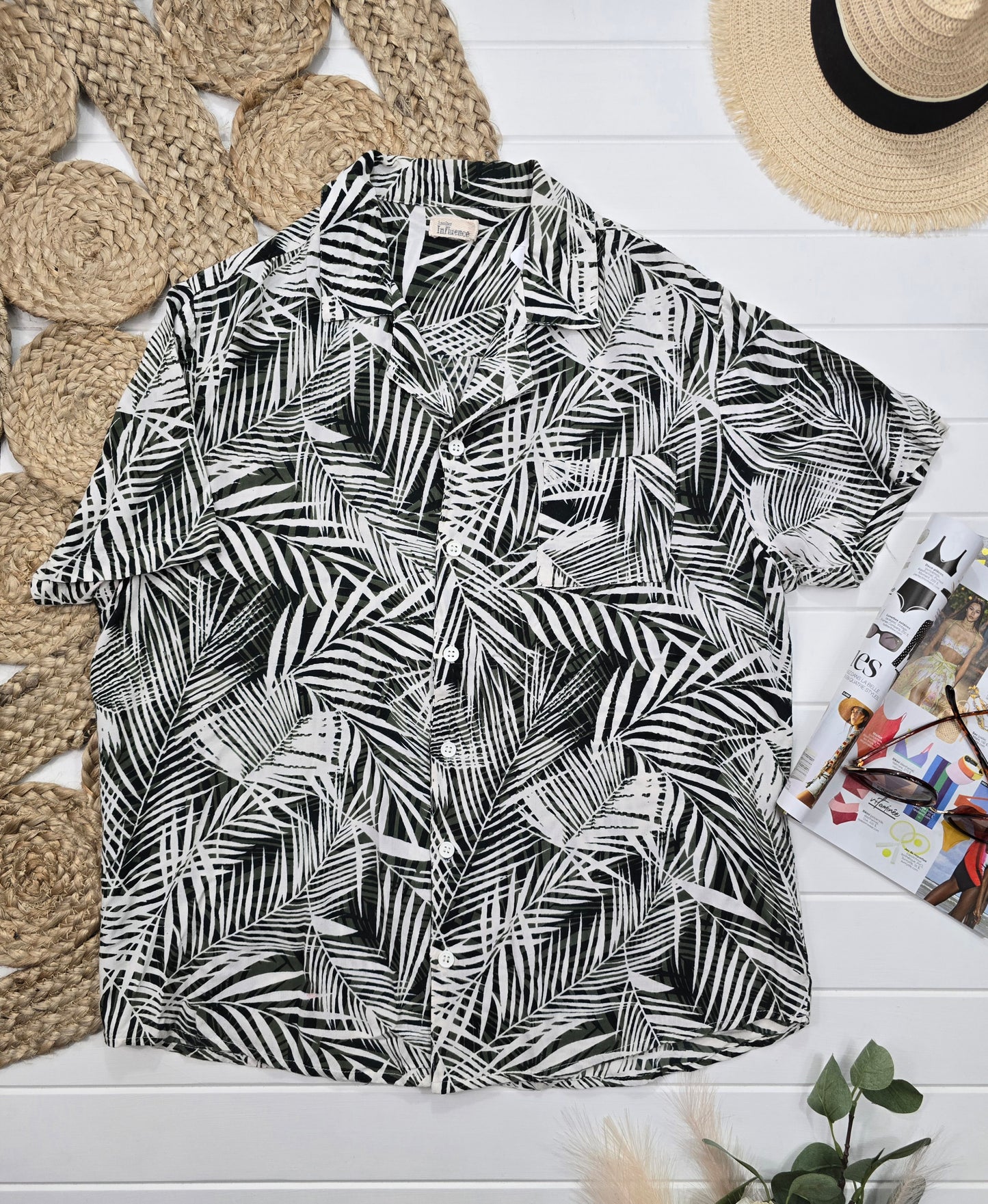 Chemise Influence, Large