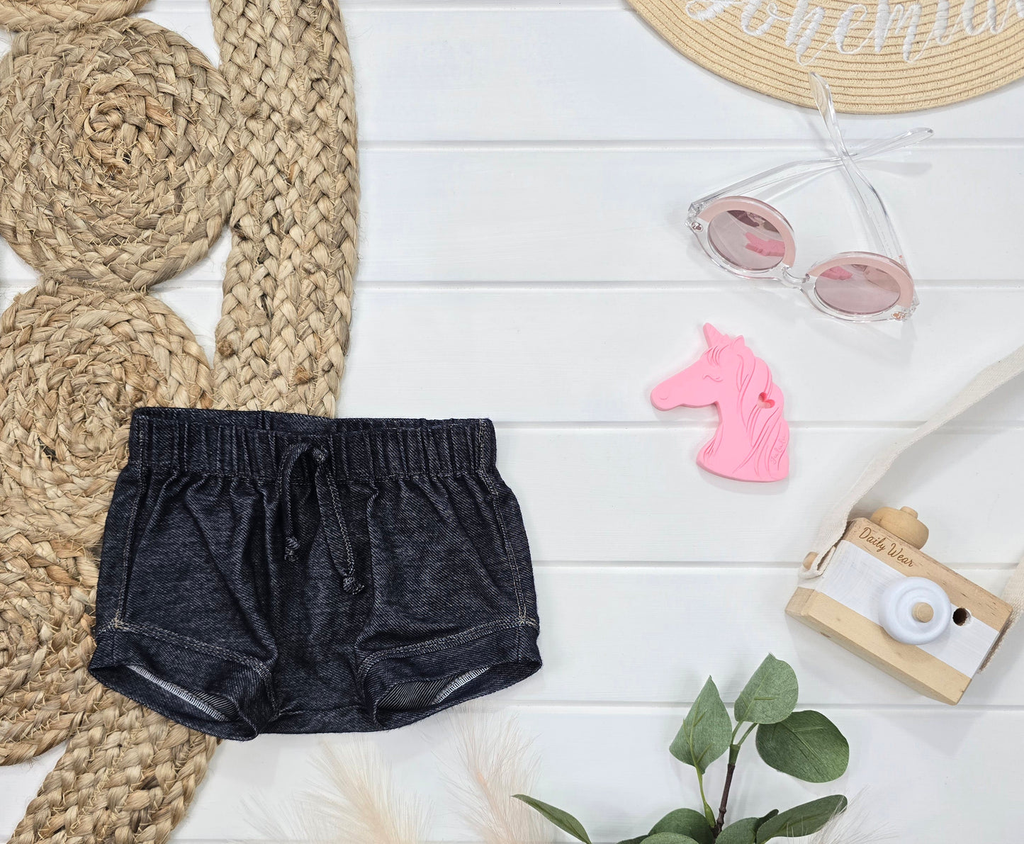 Short fait a la main, 6 mois