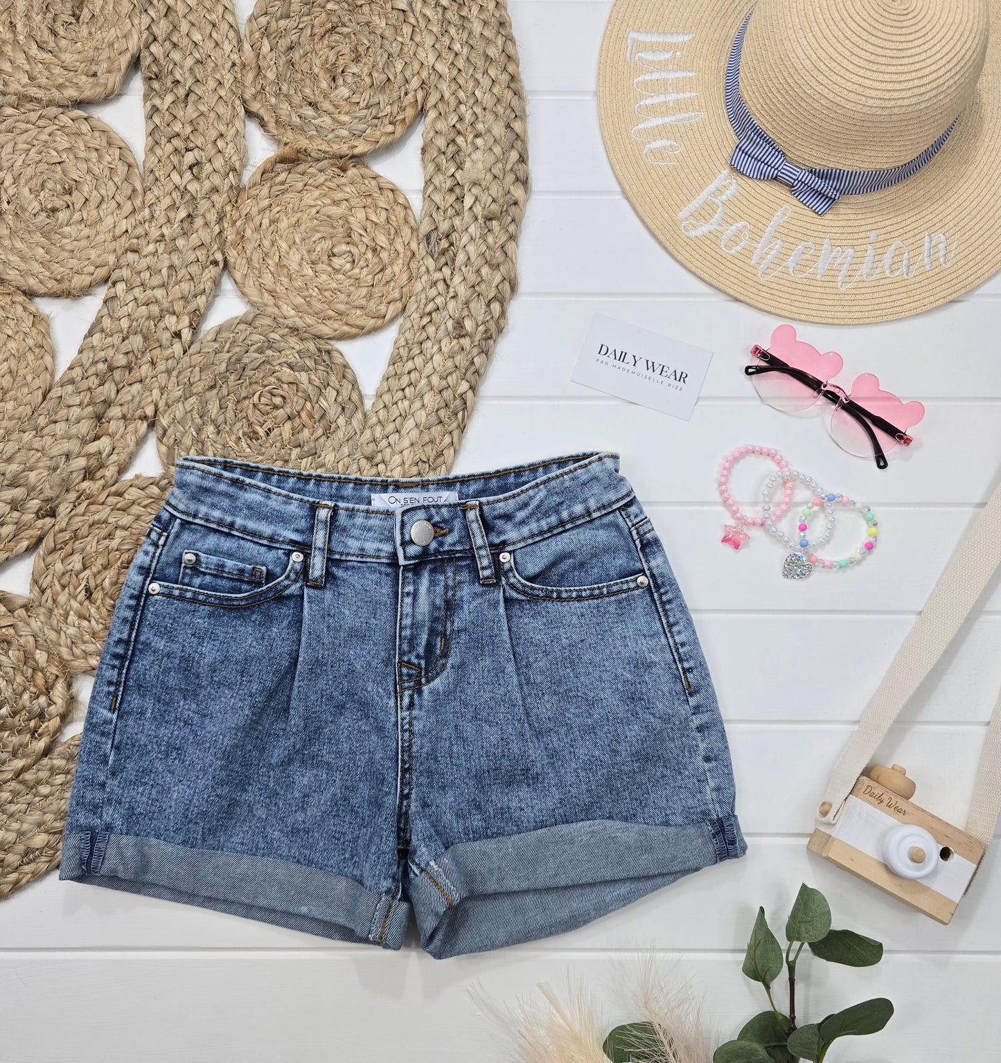 Short en jeans, 8 ans