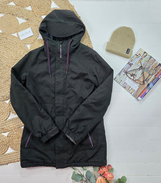 Manteau Volcom, Médium