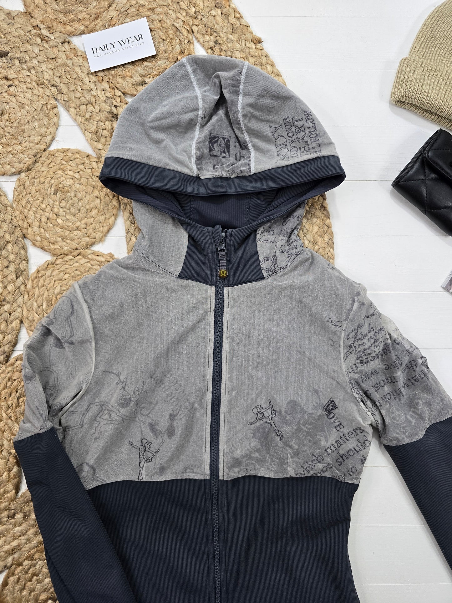 Veste à capuchon Lululemon, Small