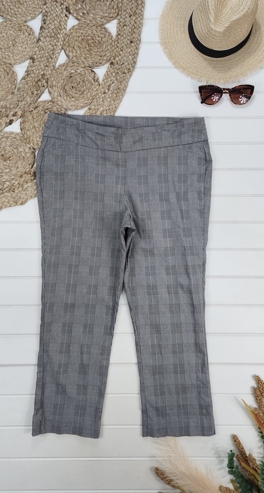 Capris Carreauté, Large