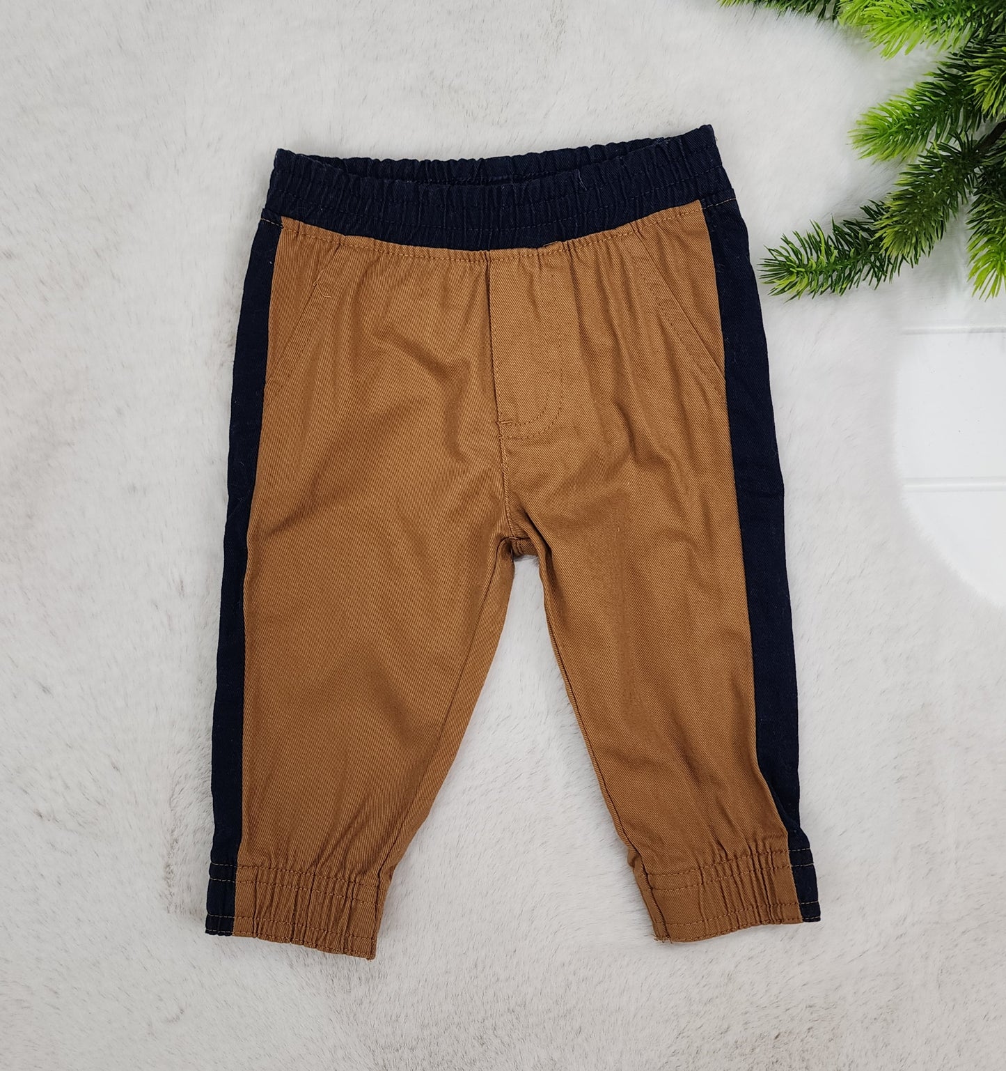 Pantalon beige et bleu, 3-6 mois