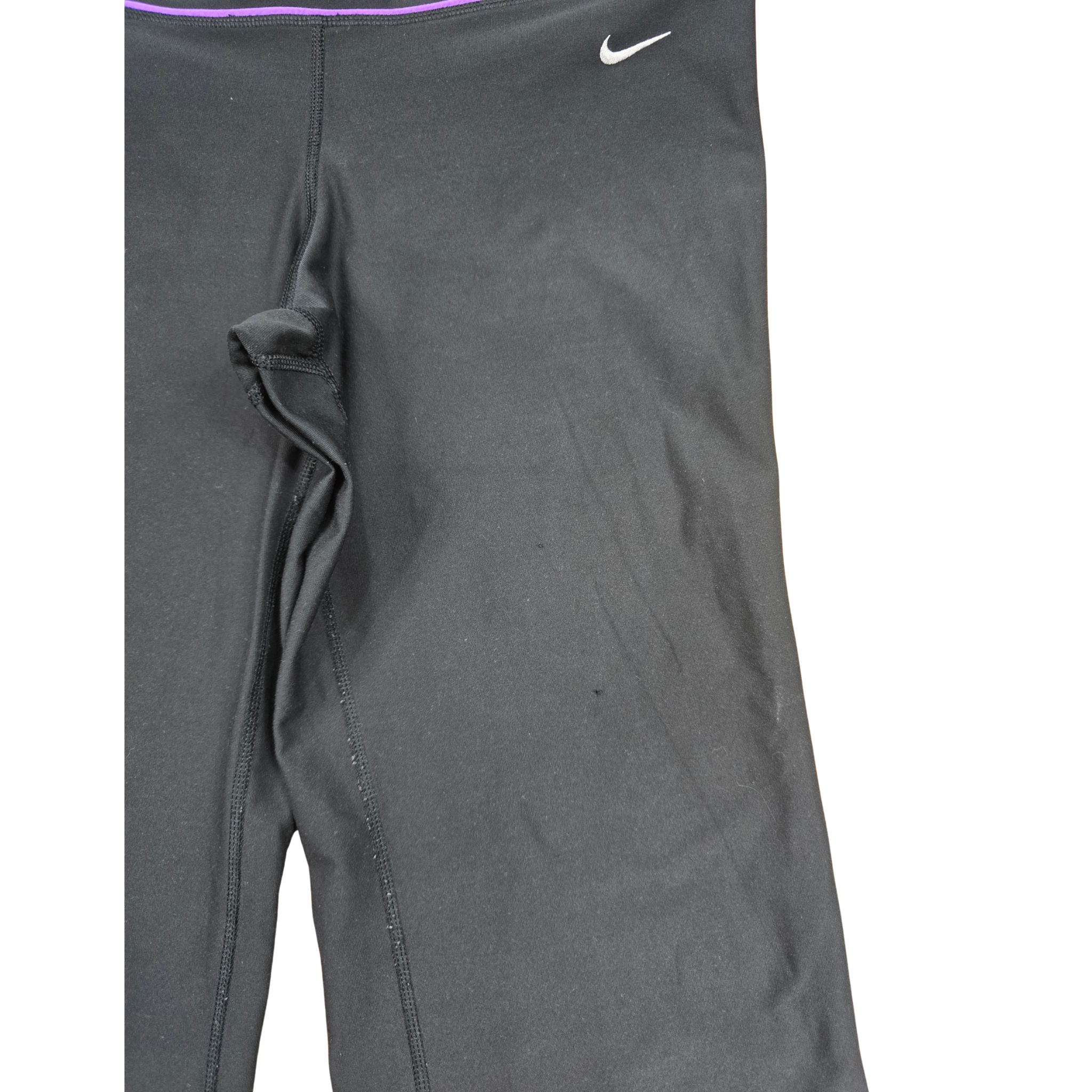 Capri Nike, Small