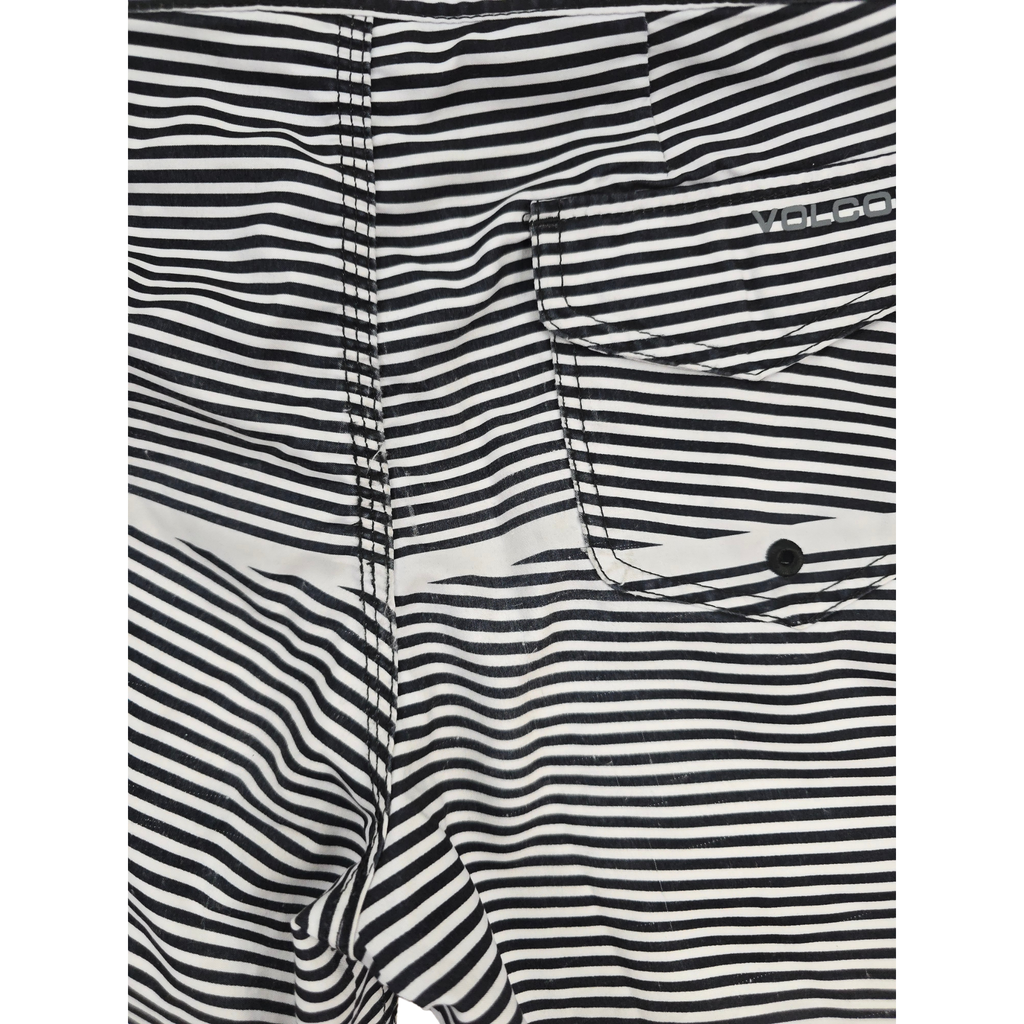Short Volcom, 10 ans