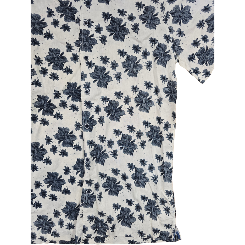 Chemise Report Collection, Médium
