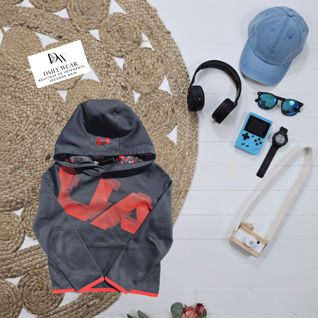 Chandail à capuchon Under Armour, 6 ans