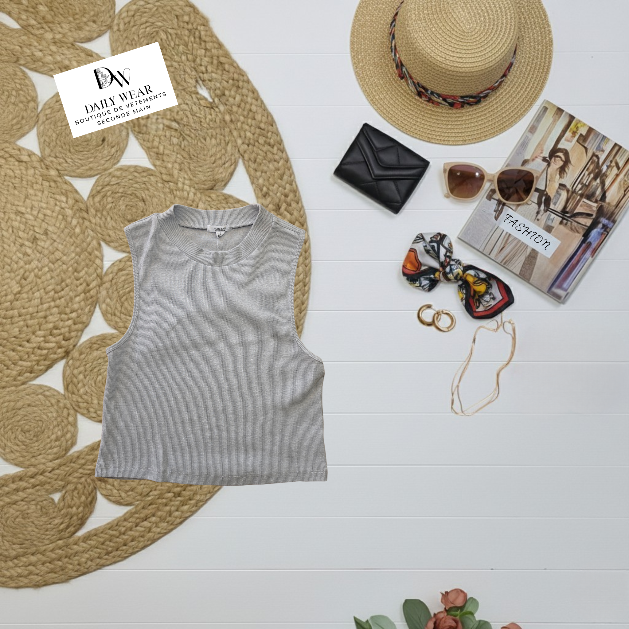 Camisole Ardène, Médium