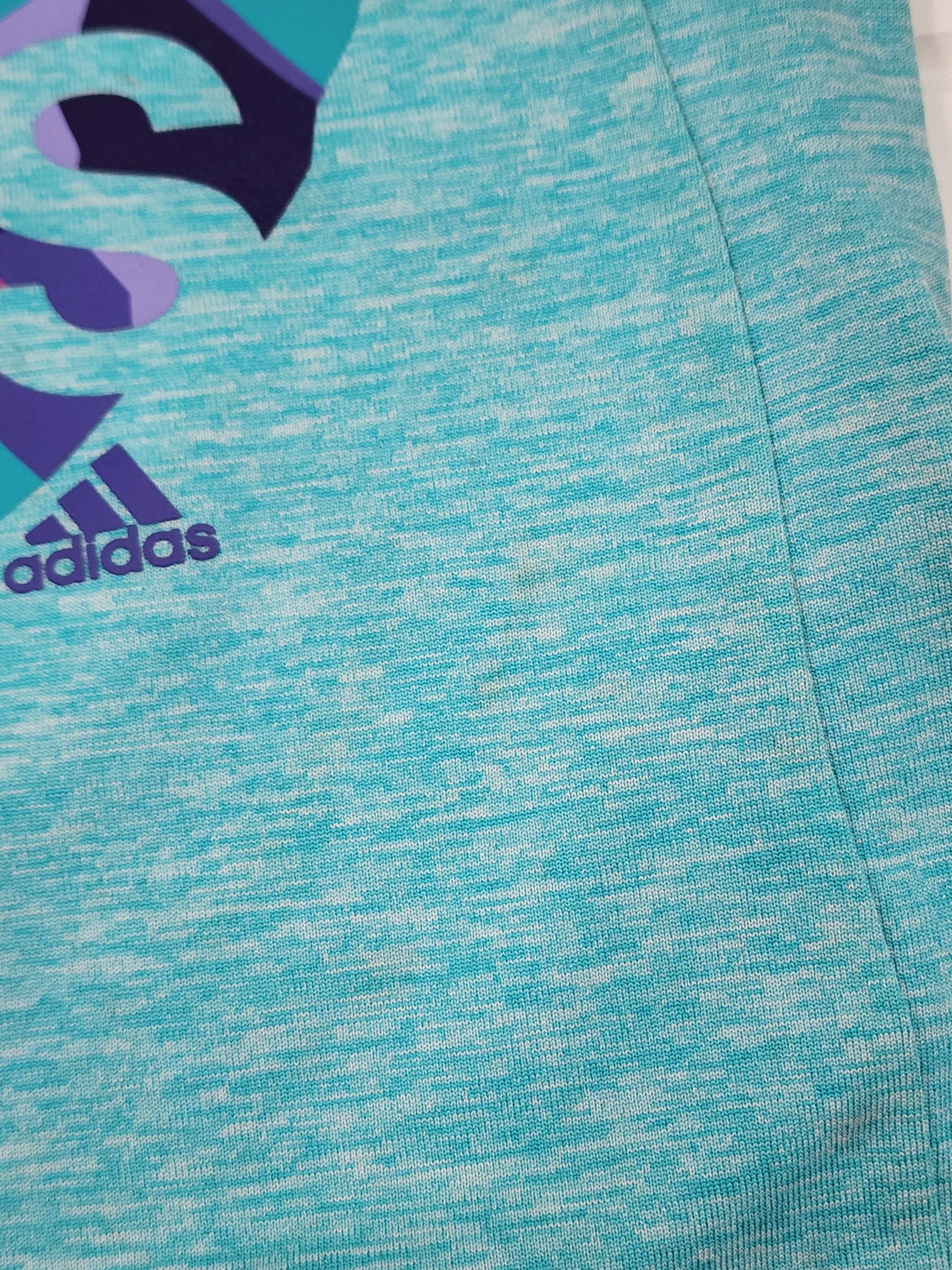 Ensemble Adidas, 24 mois