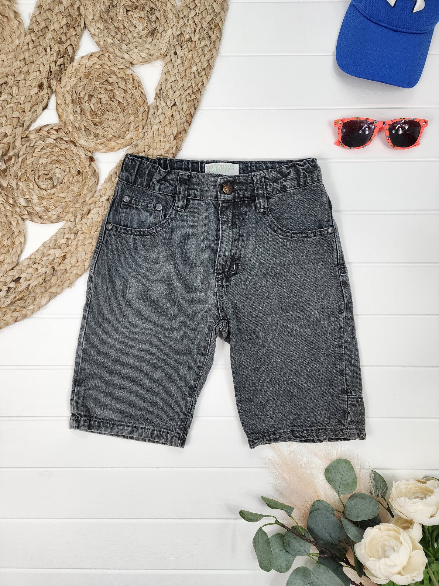 Short en jeans, 7 ans