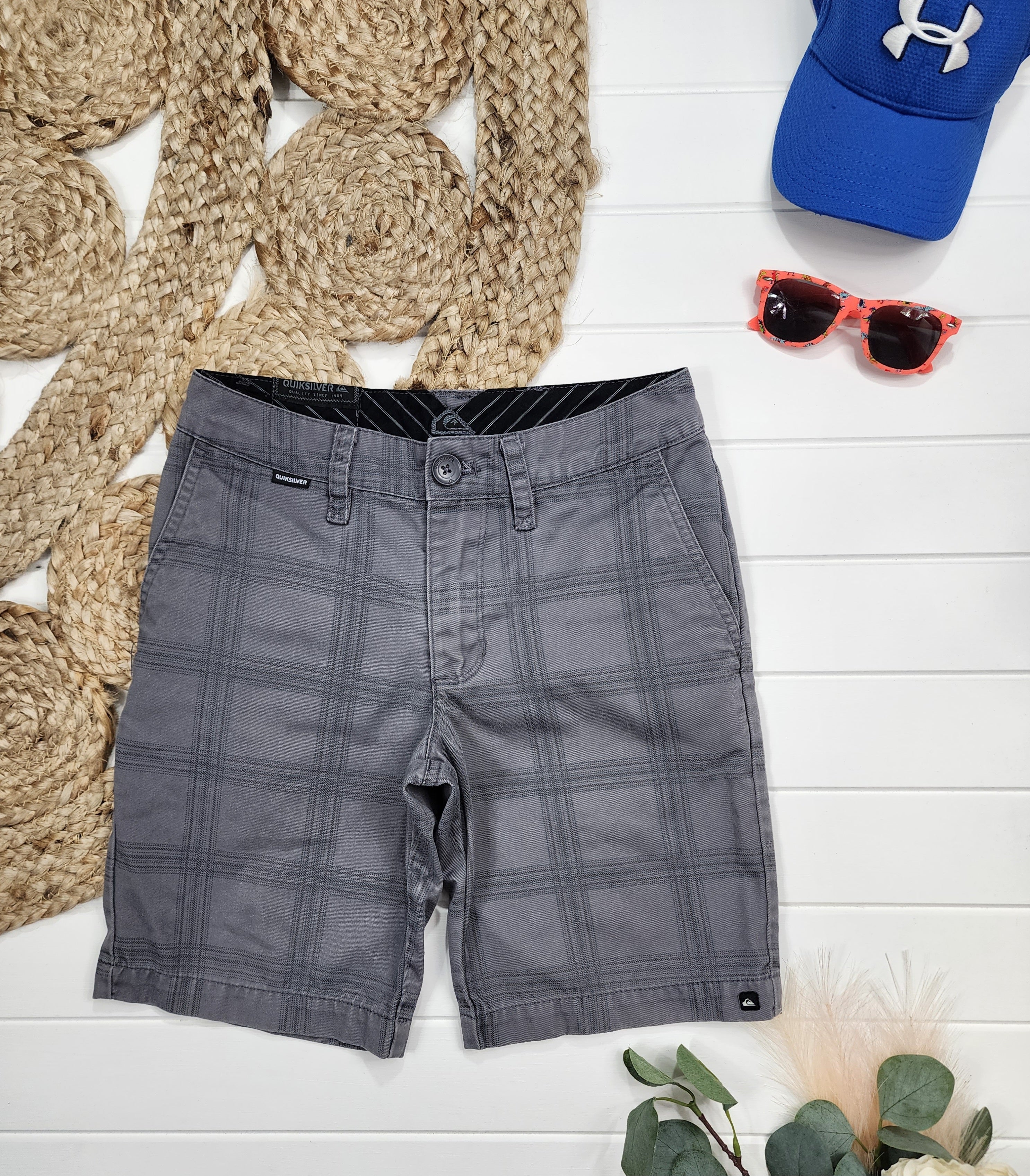 Short Quiksilver, 10 ans