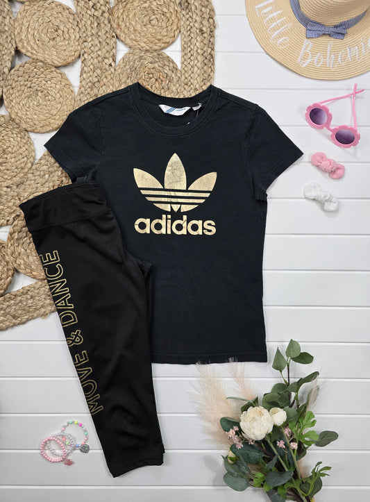 Ensemble Adidas et Believe, 12 ans