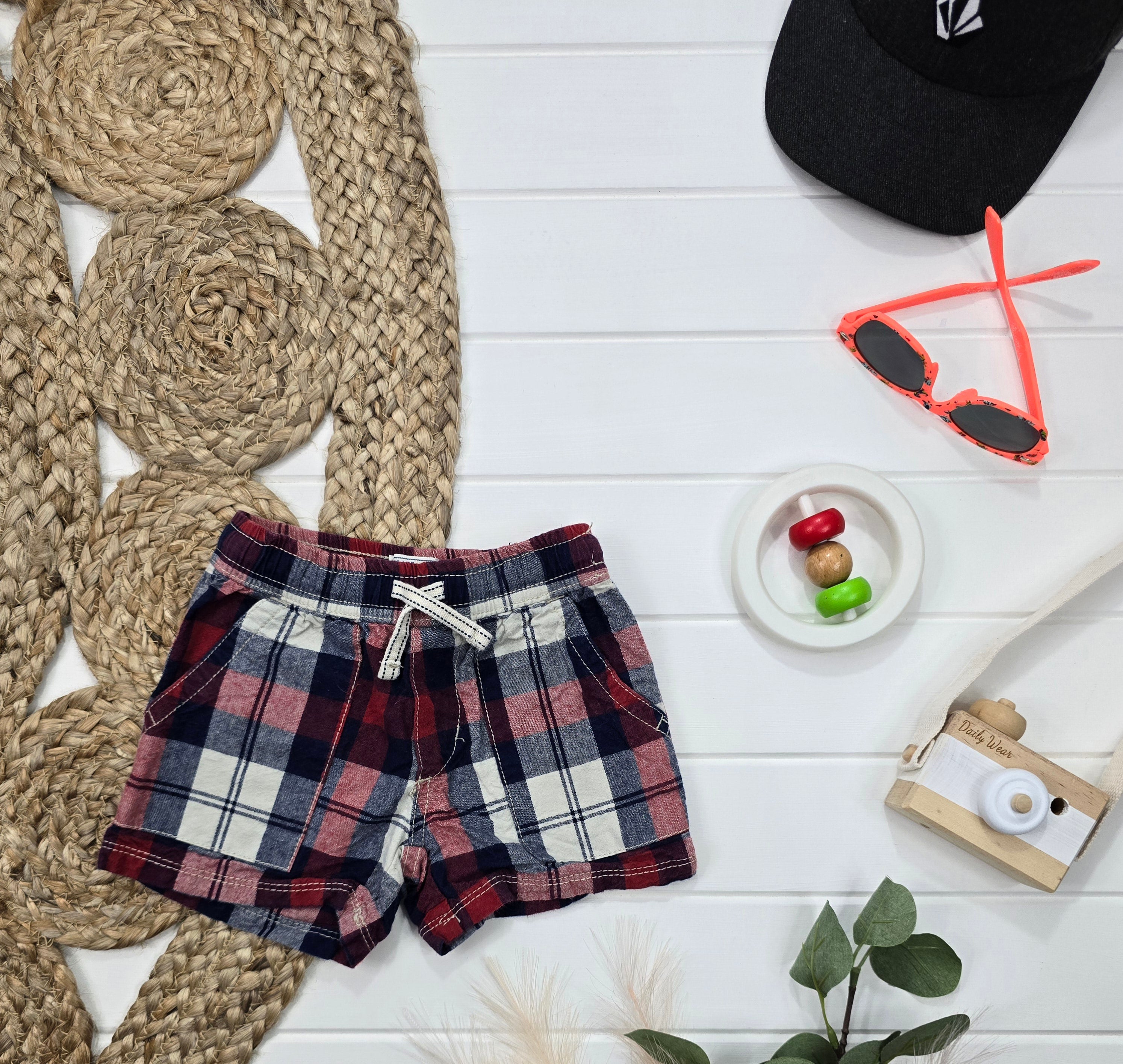 Short The Children's Place, 6-9 mois