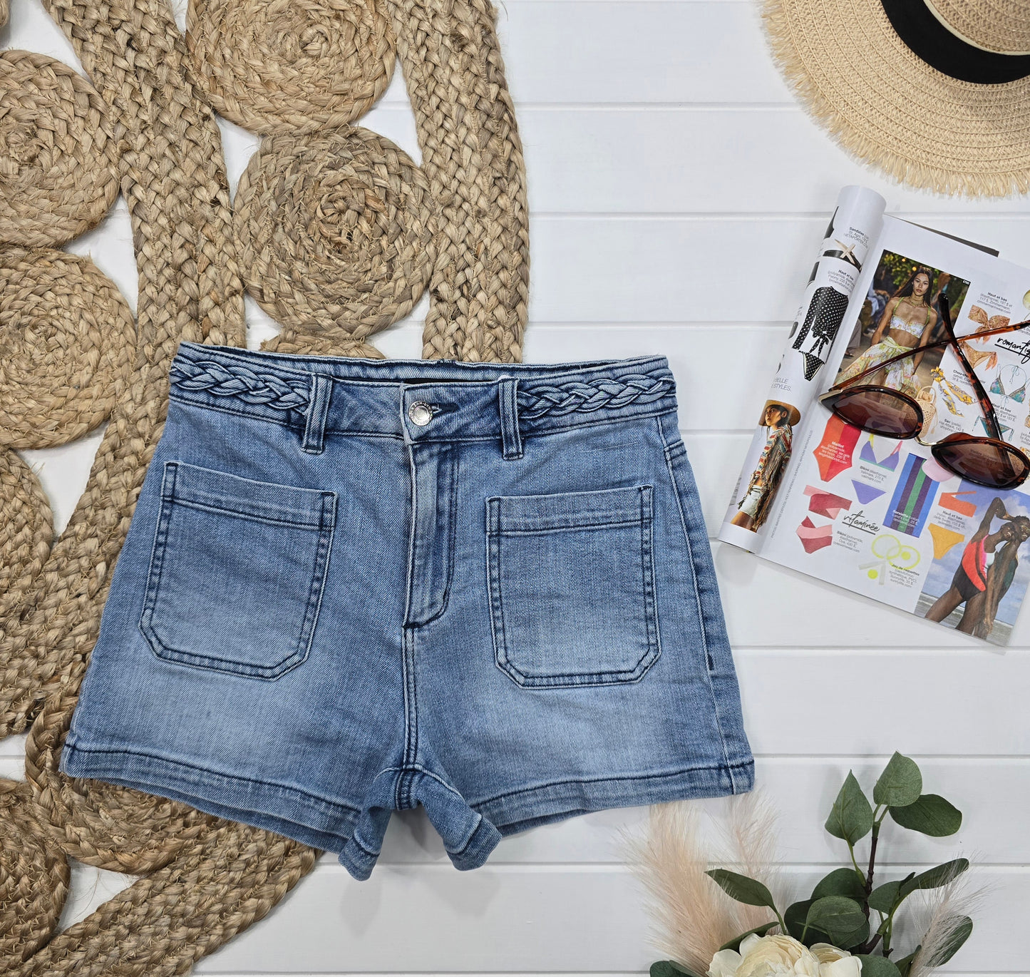Short Dynamite, 25