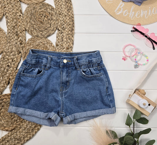 Short en jeans, 10 ans