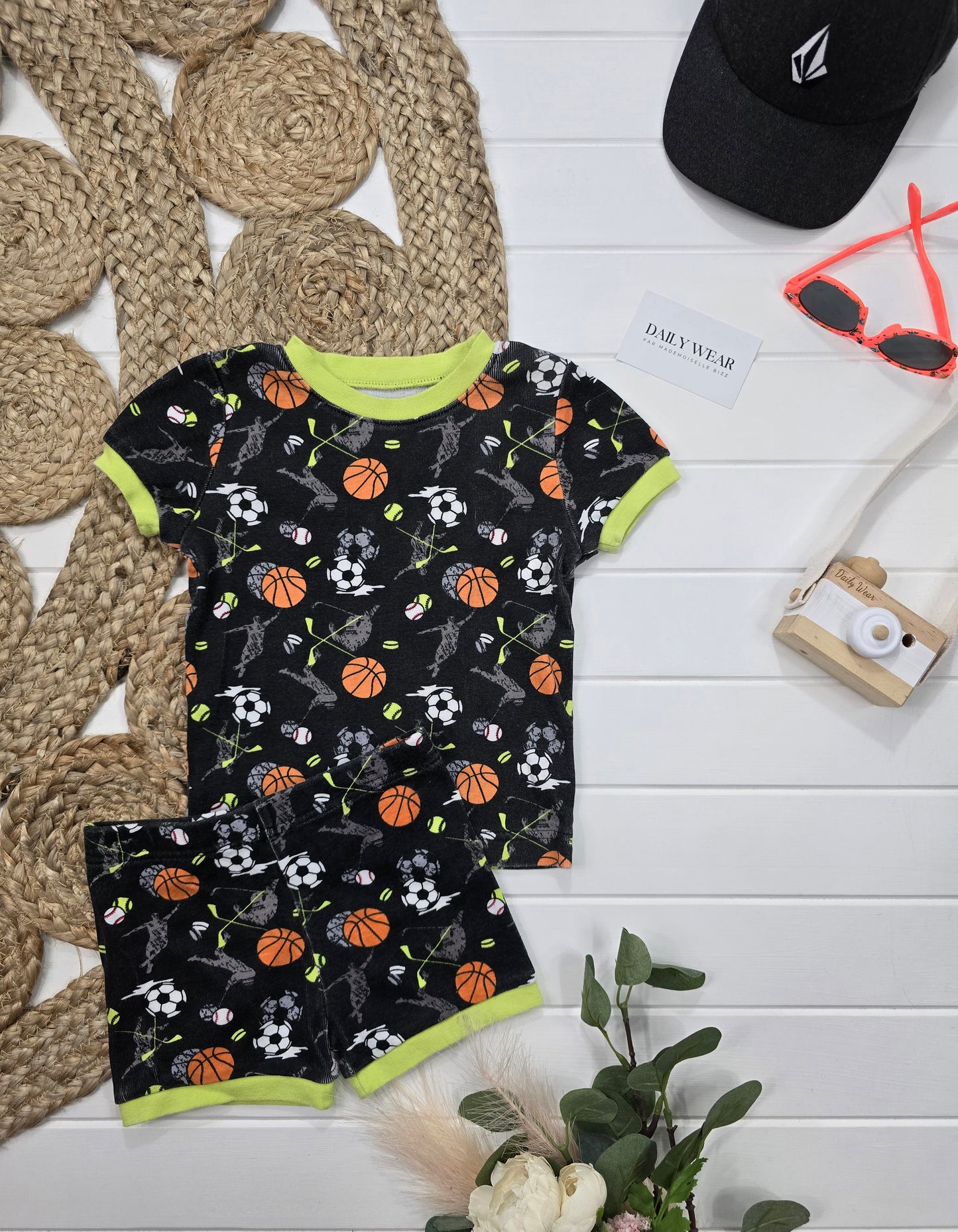 Pyjama Kirkland, 3 ans