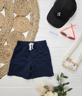 Short George, 2-3 ans
