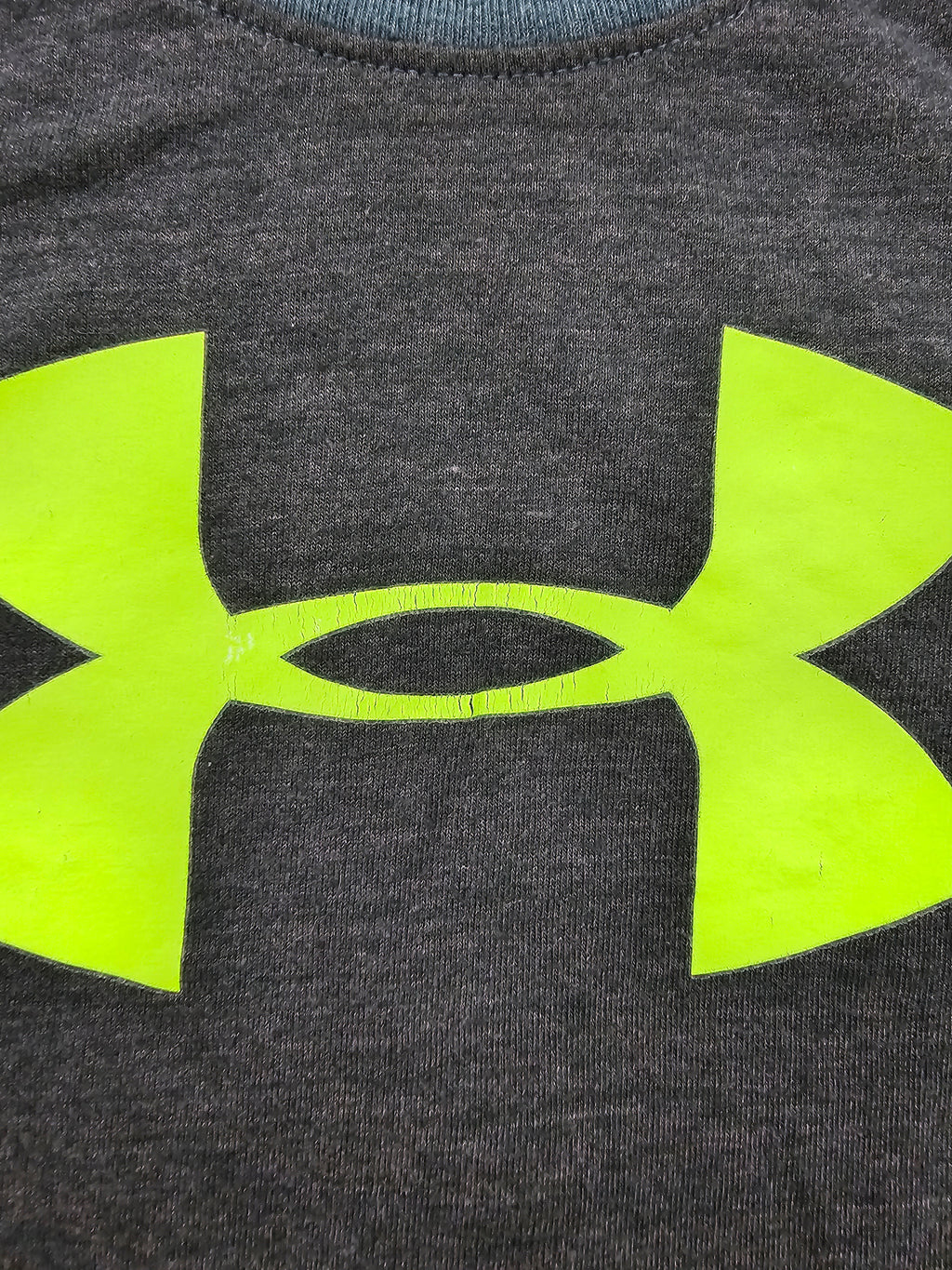 Chandail Under Armour, 5 ans