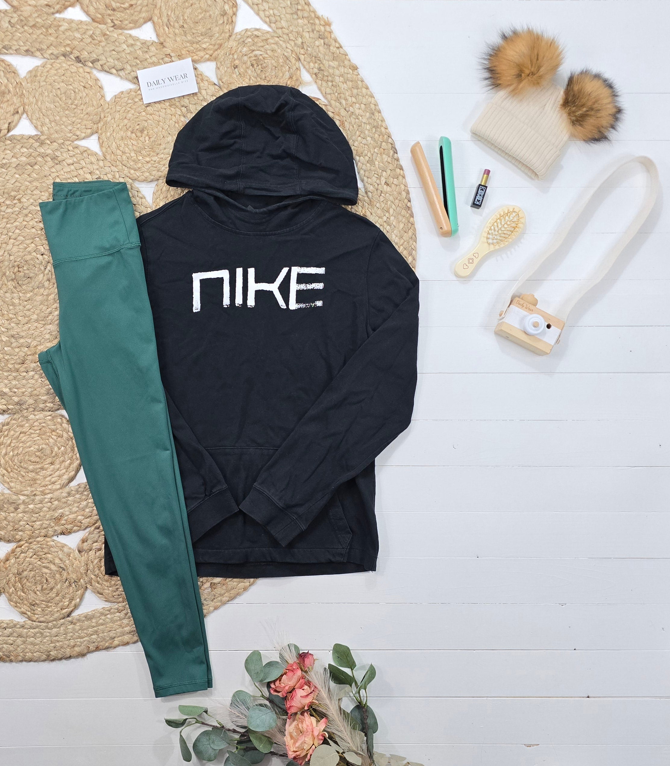 Ensemble Nike et American Eagle, 12 ans