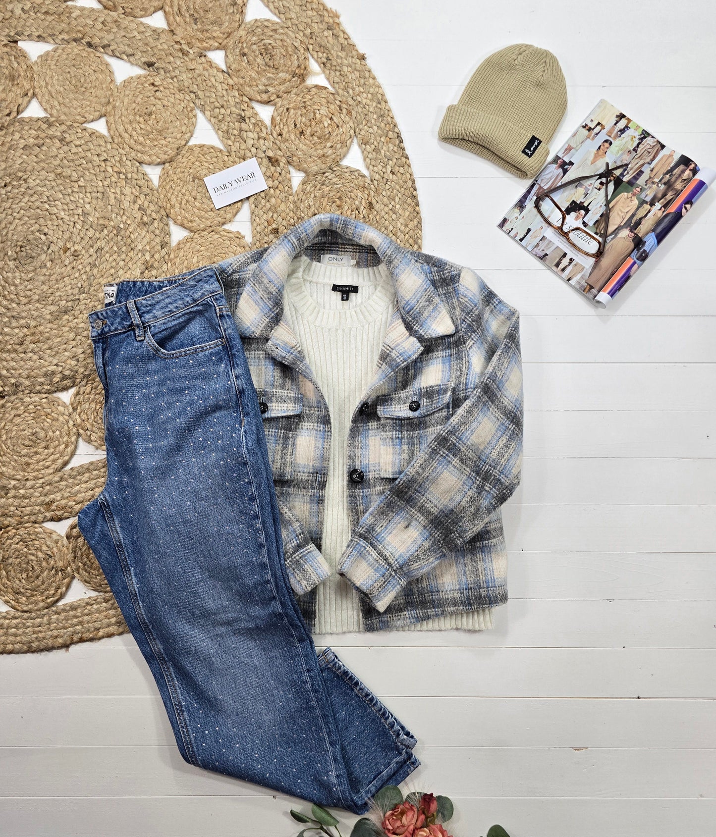 Ensemble Dynamite et Only, Large-30