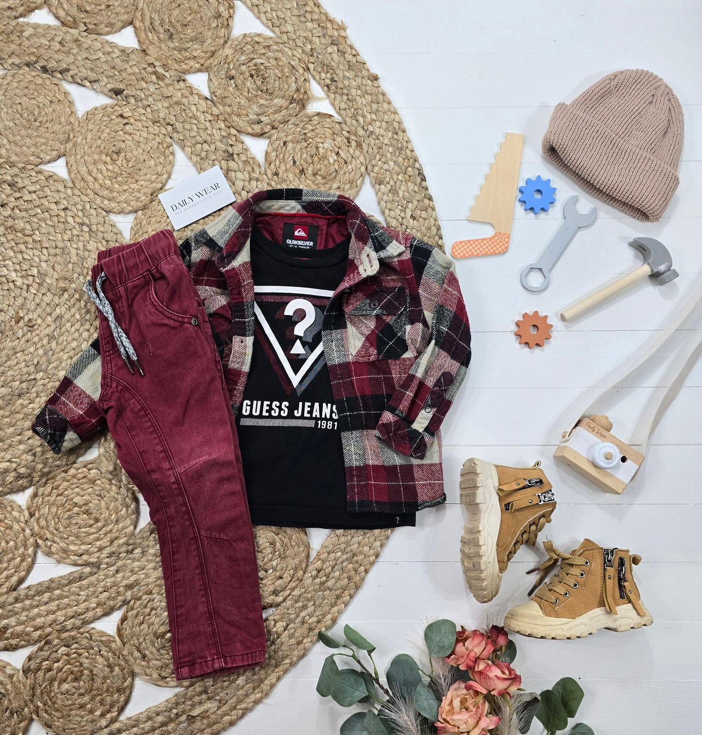 Ensemble Guess, Quiksilver et WER, 2-3 ans -8-9