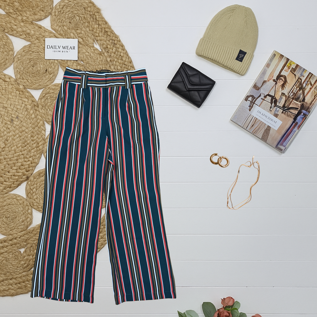 Pantalon Express, Small