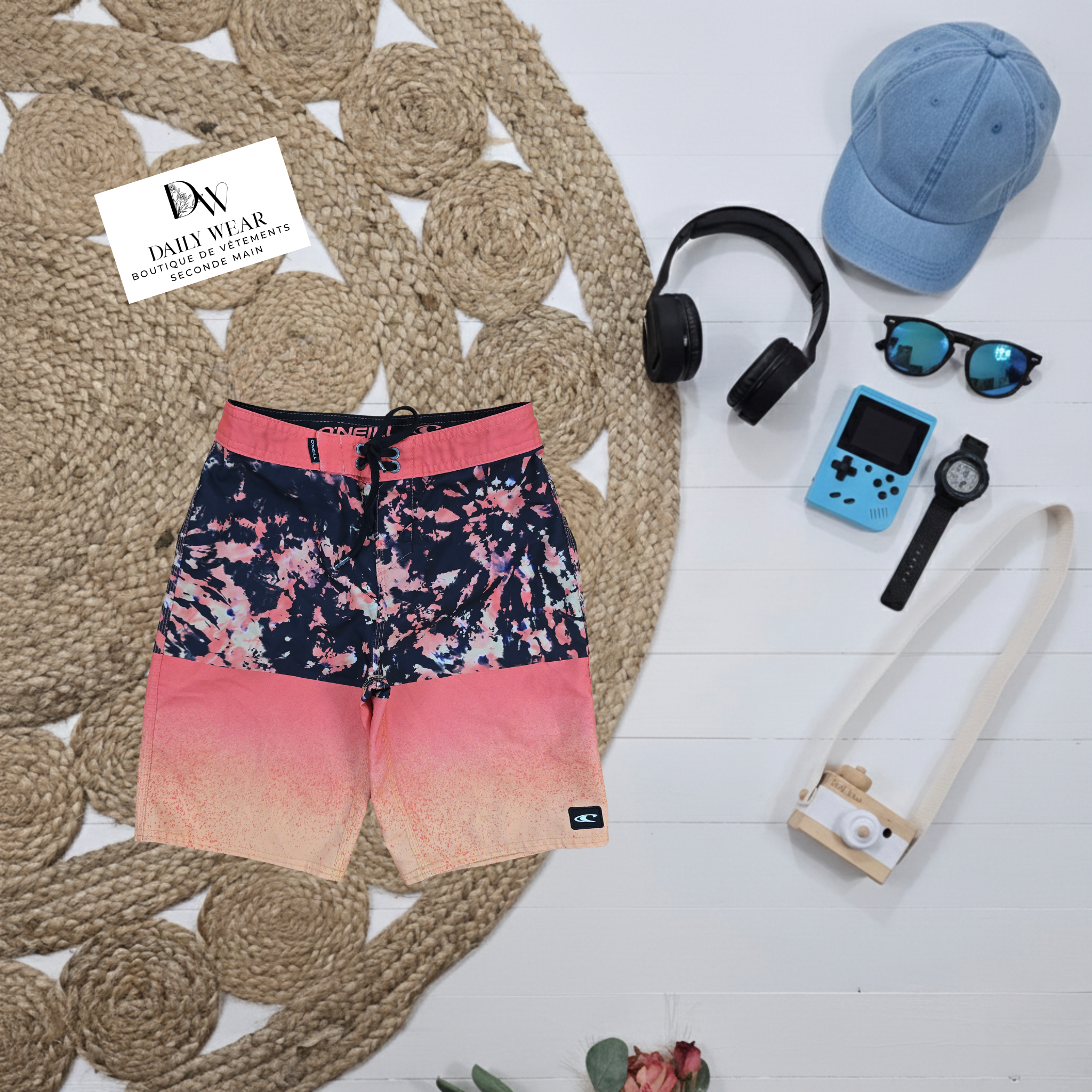 Short O'neill, 10 ans