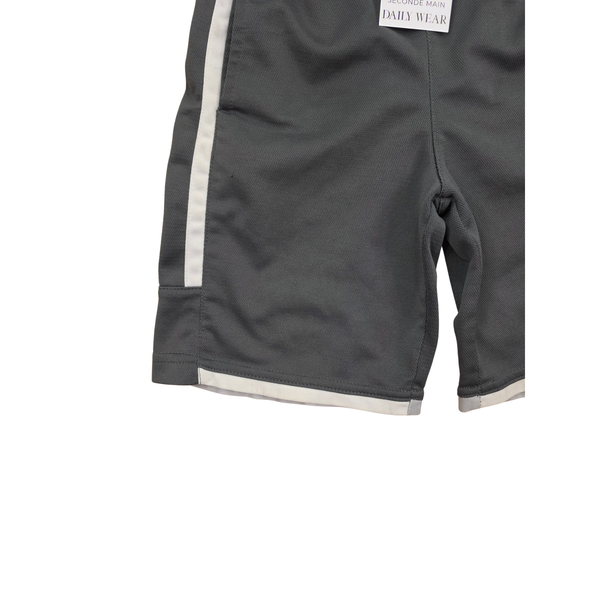 Short Nike, 7 ans