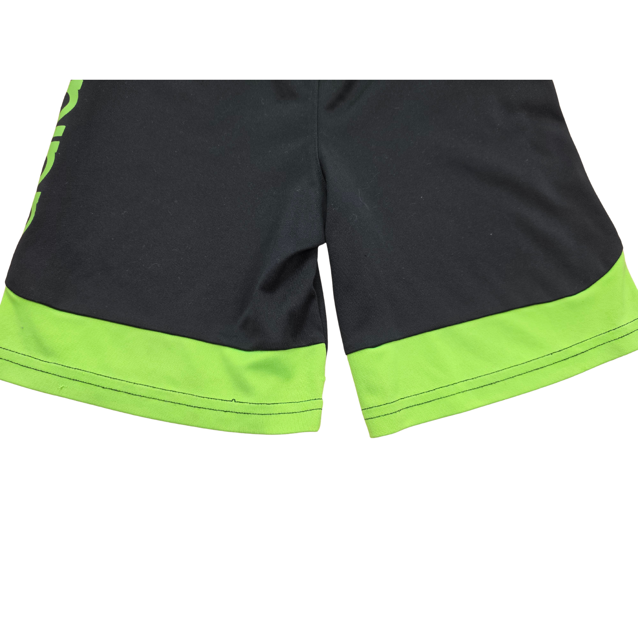 Short Adidas, 7 ans