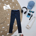 Pantalon Tag, 10 ans