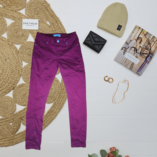 Pantalon Nygård, 8