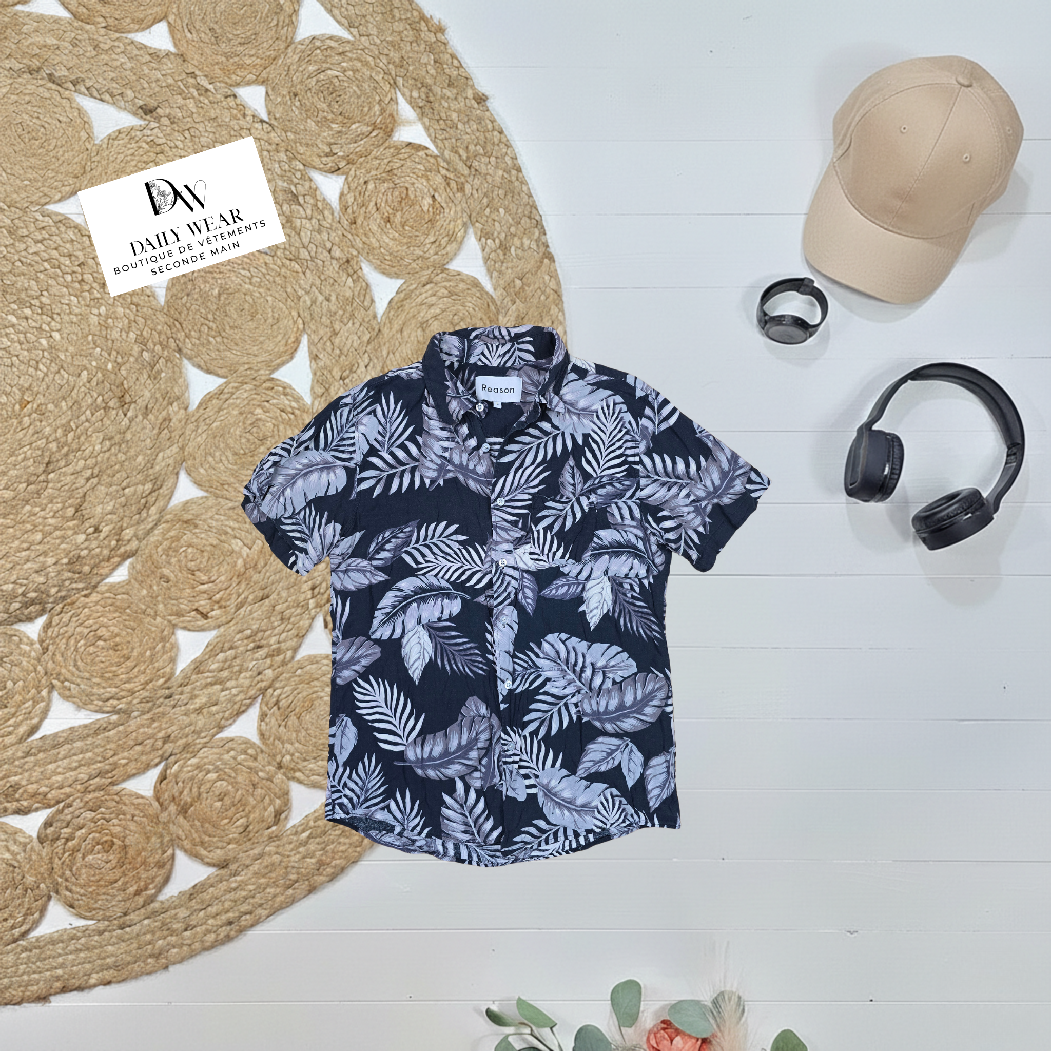 Chemise Reason, Médium