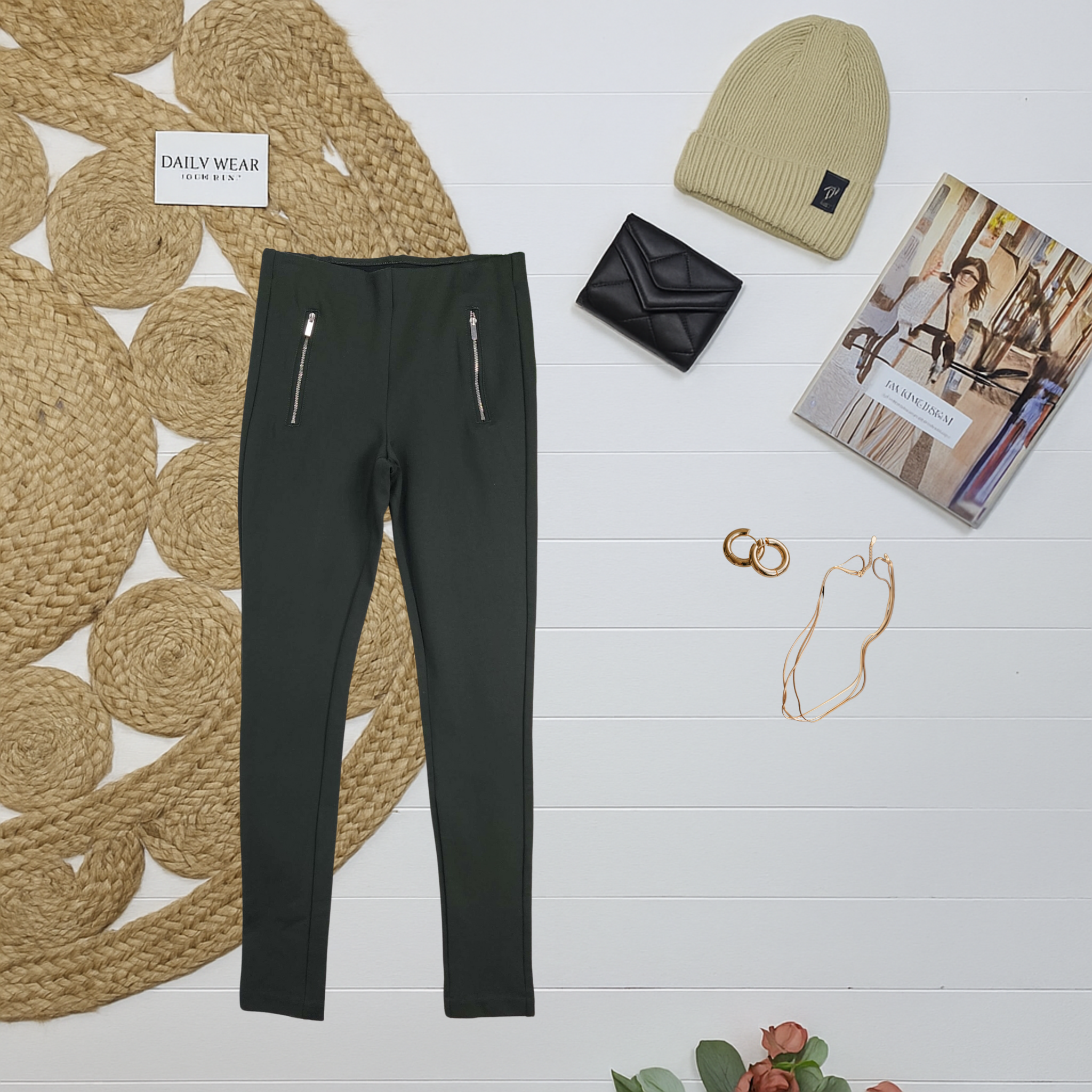 Pantalon Suzy Shier, Médium