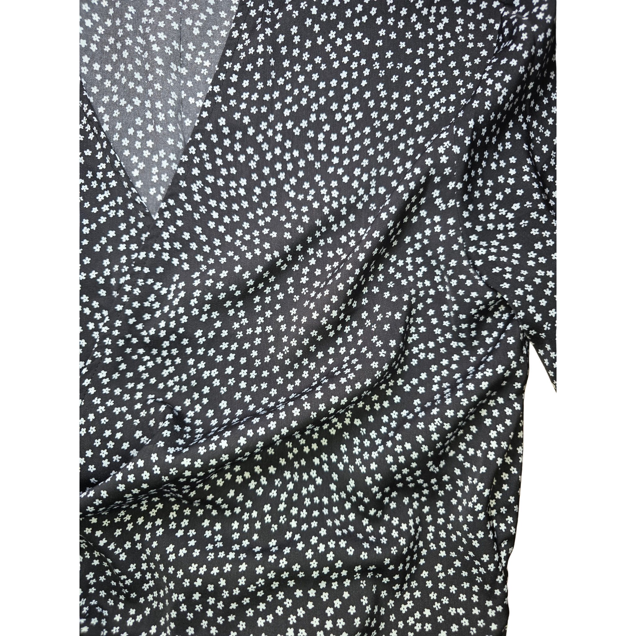 Blouse Dynamite, Small