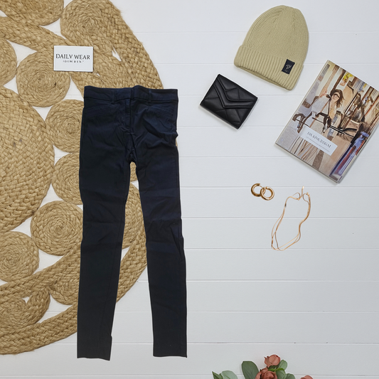 Pantalon Dynamite, 6