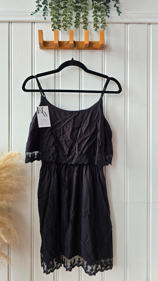 Robe Garage, Small
