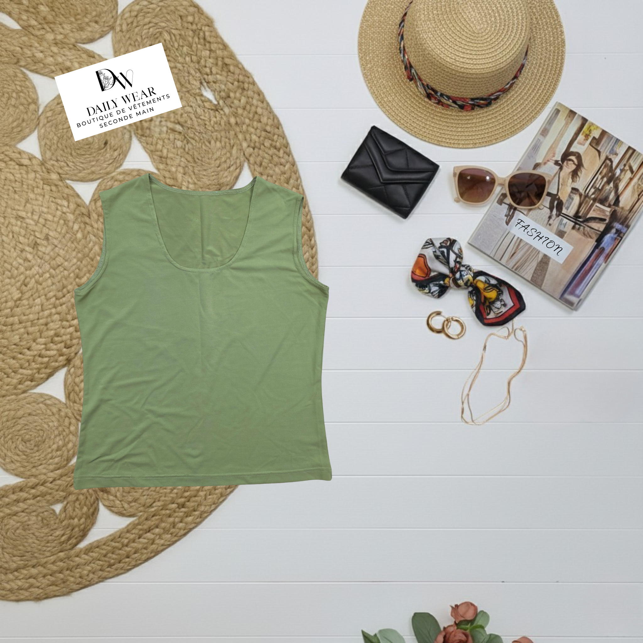 Camisole verte, Large