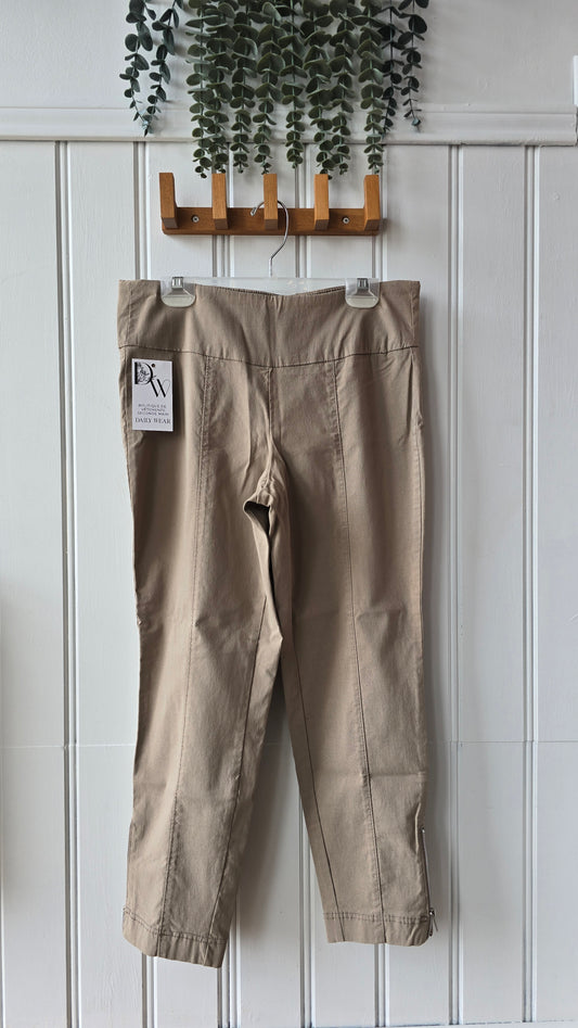 Capris Grenier, 9