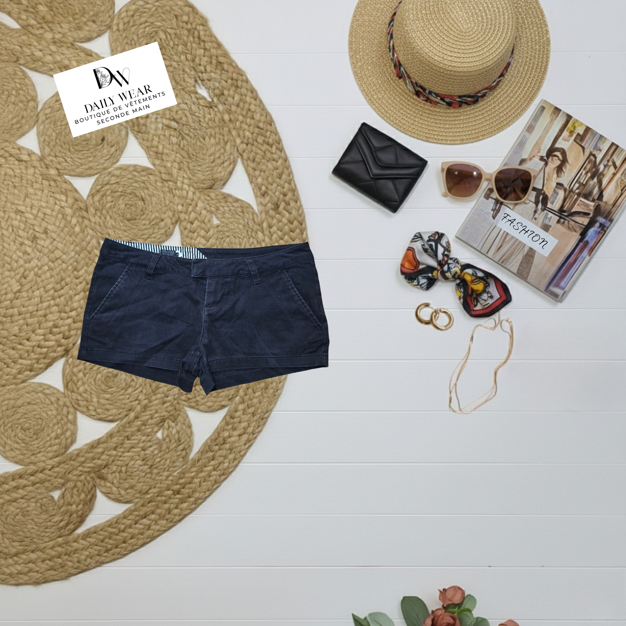 Short Volcom, 3