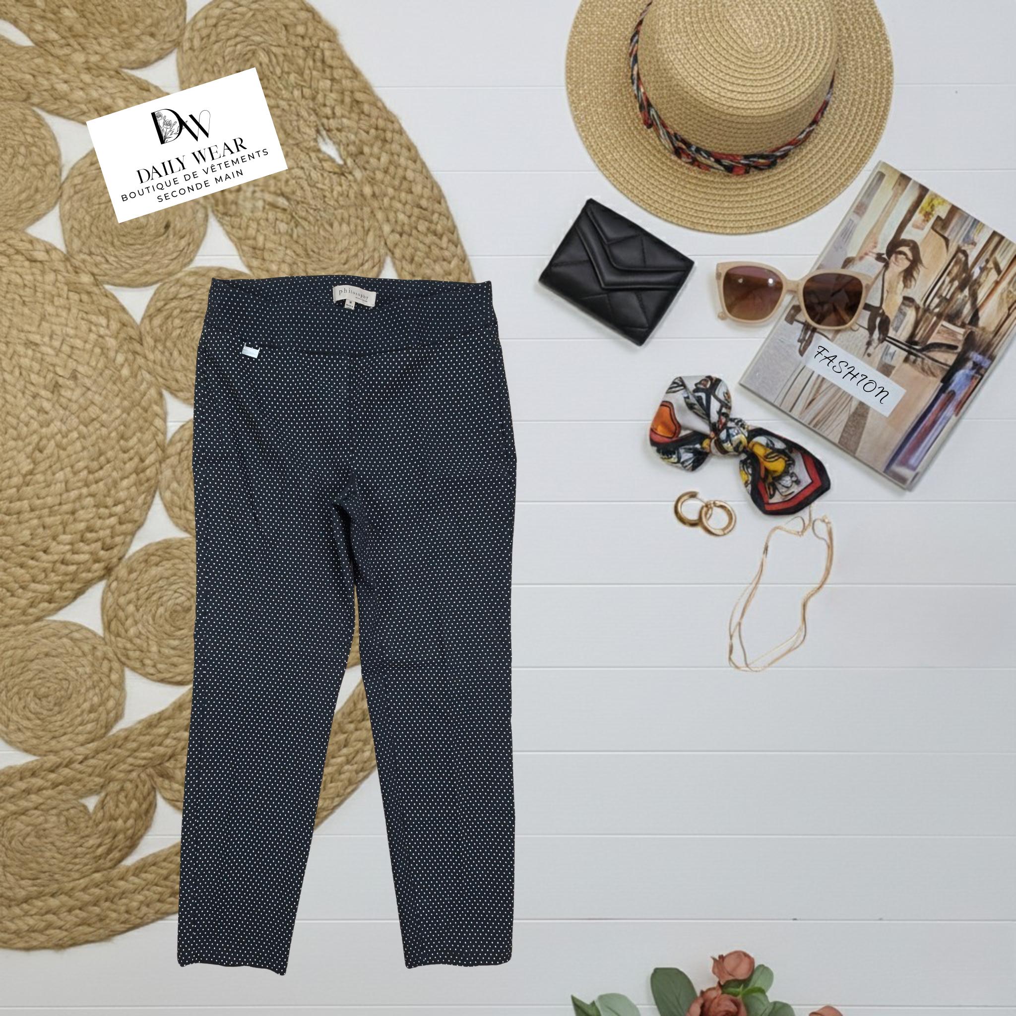 Pantalon Philosophie, Médium