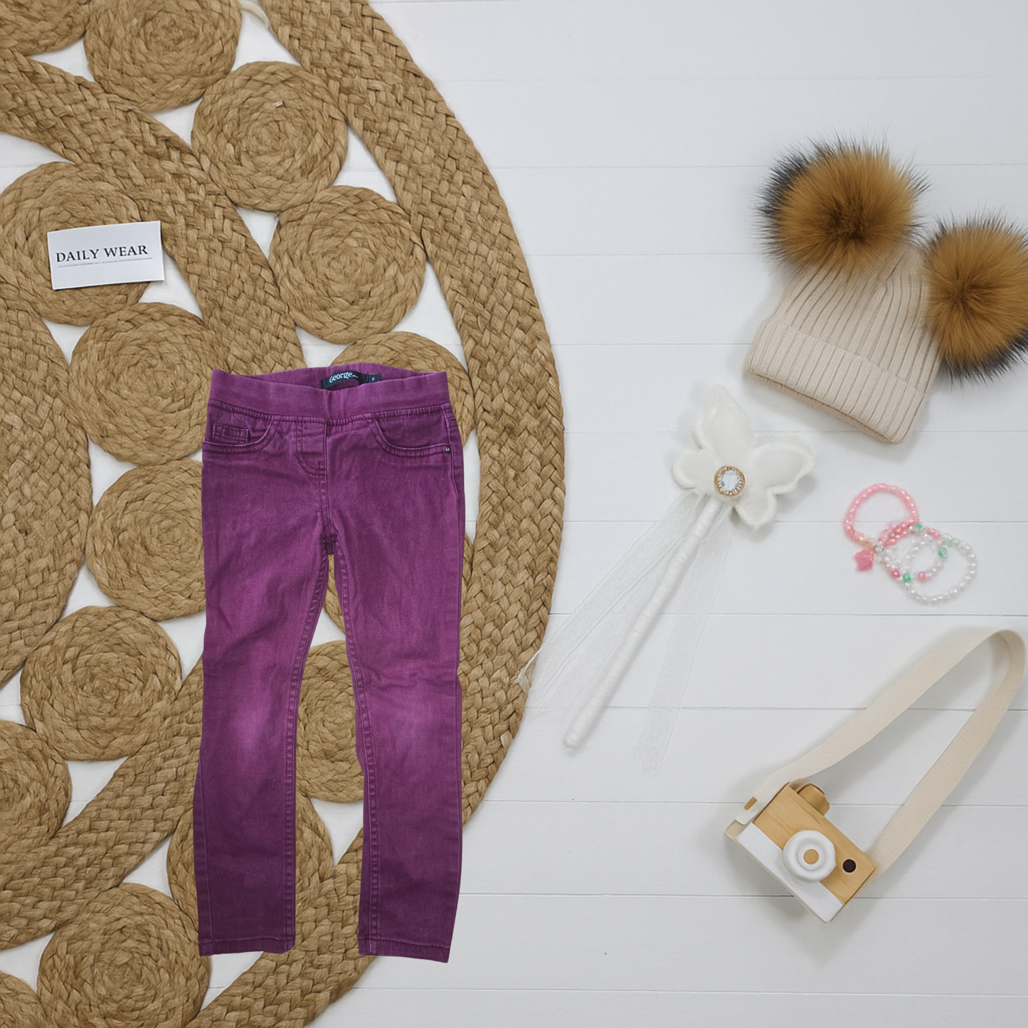 Jegging George, 5 ans