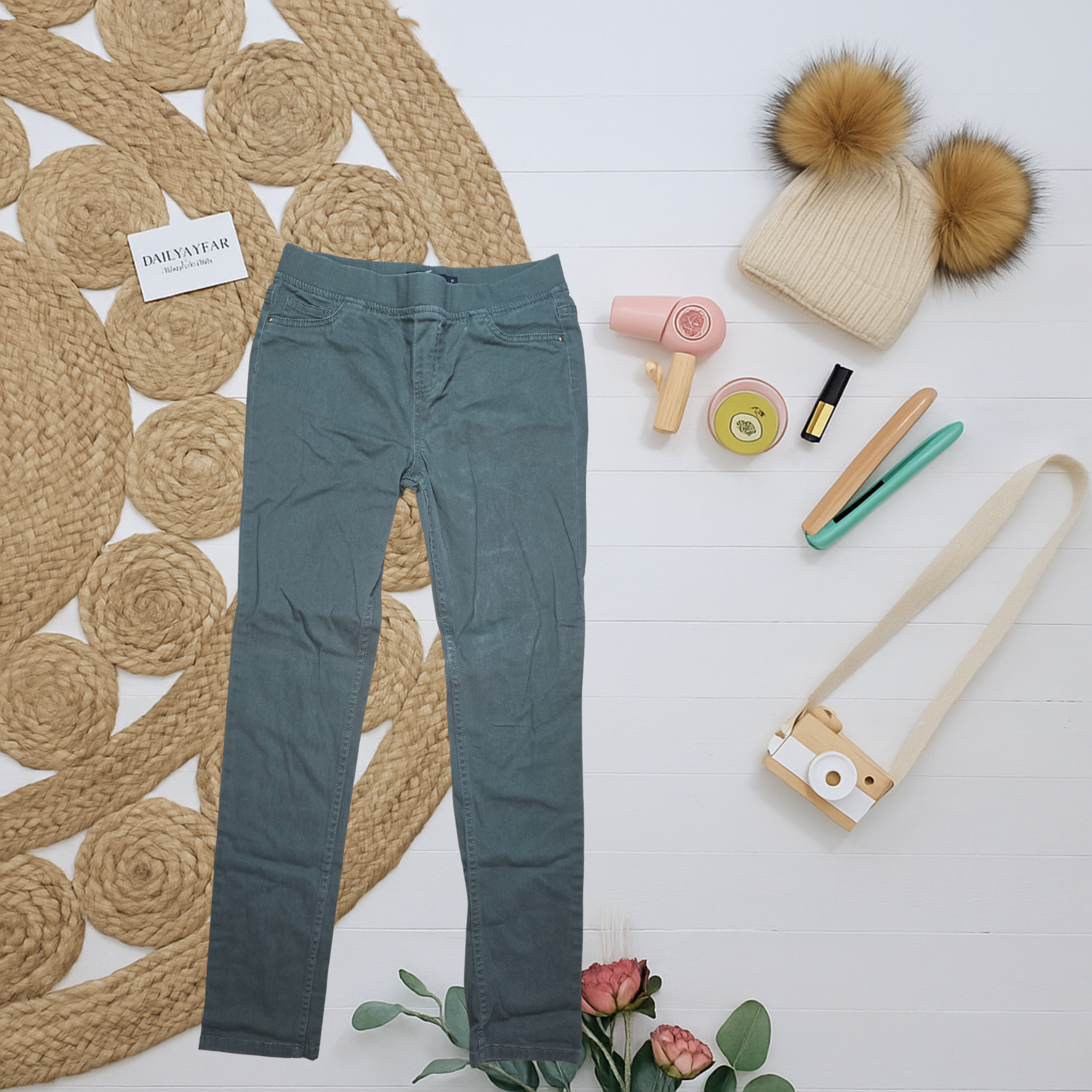 Jegging George, 16 ans