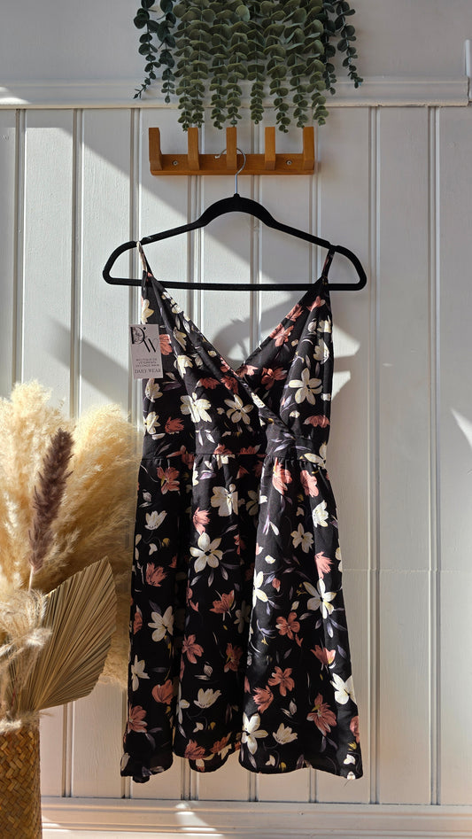 Robe Shein, Médium