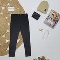 Pantalon Suzy Shier, Médium