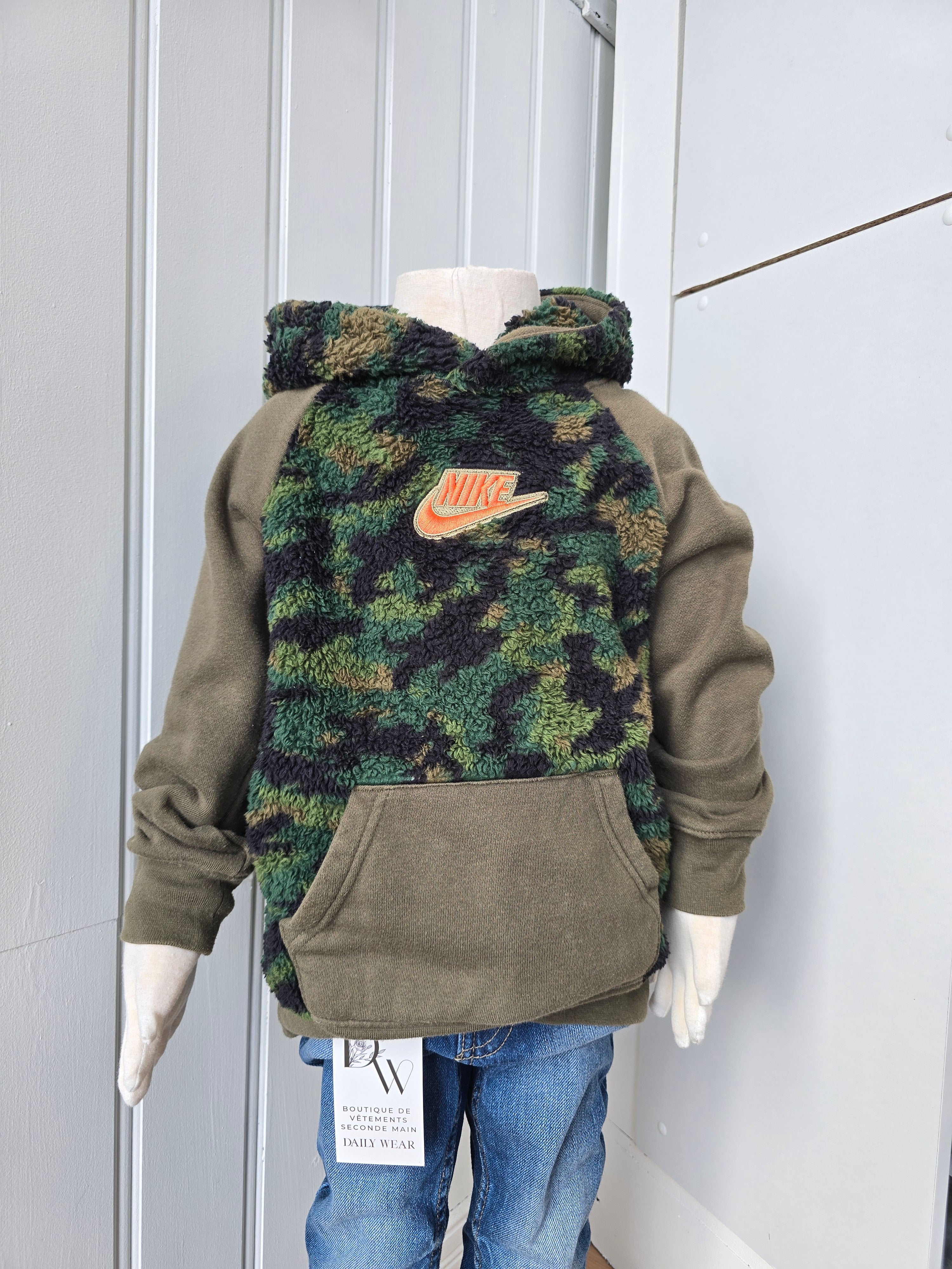 Chandail à capuchon Nike, 4-5 ans