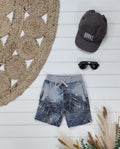 Short George, 3 ans